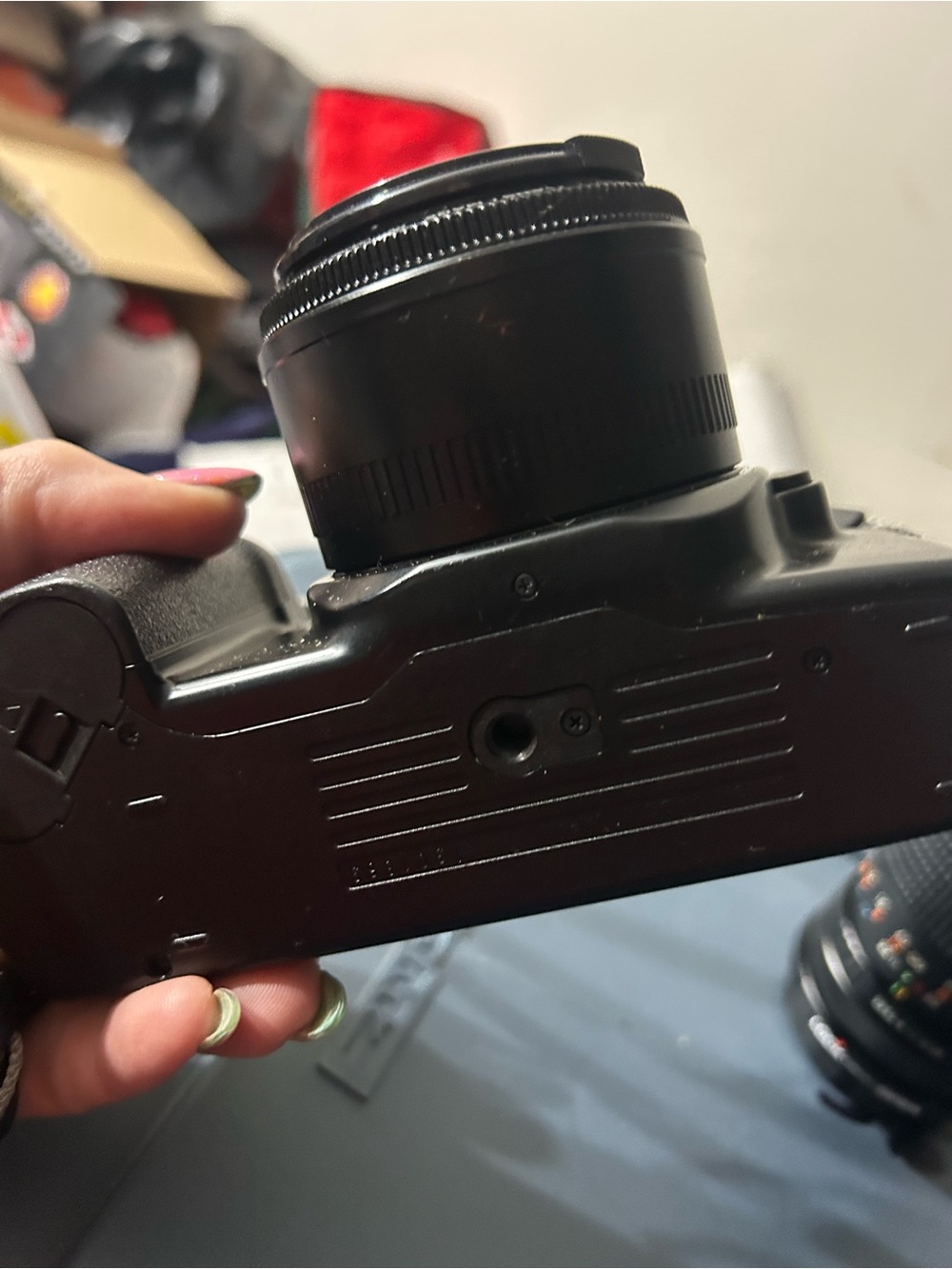 Canon DSLR Camera Kit in Black with Two Black Lenses - Picture 5 of 16